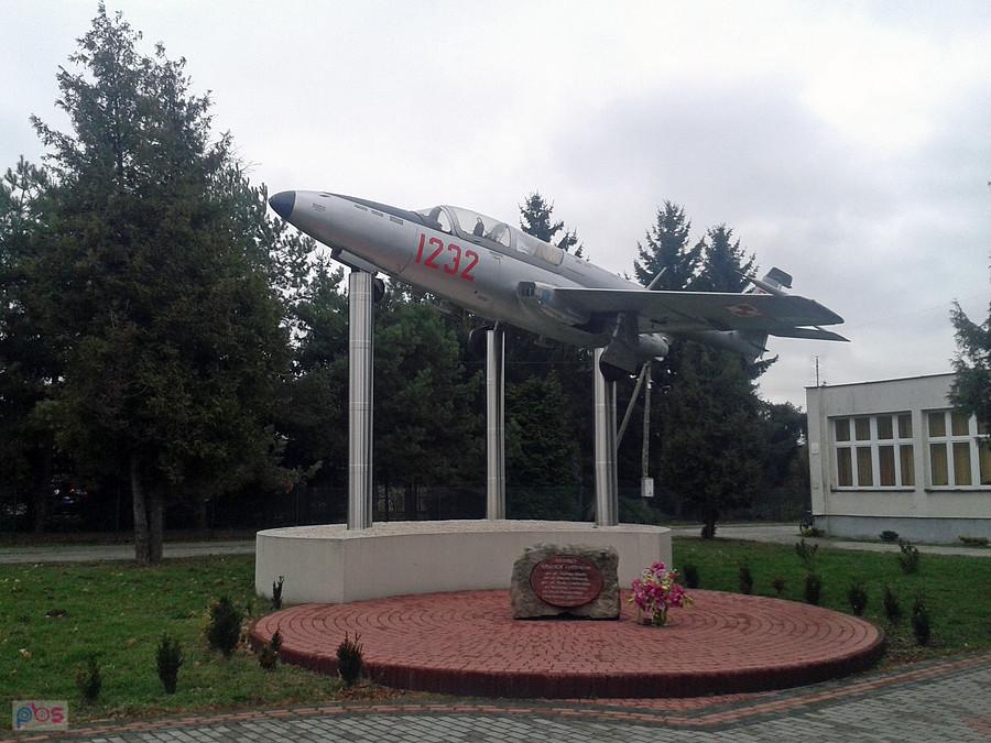 TS-11 ISKRA. Wartkowice