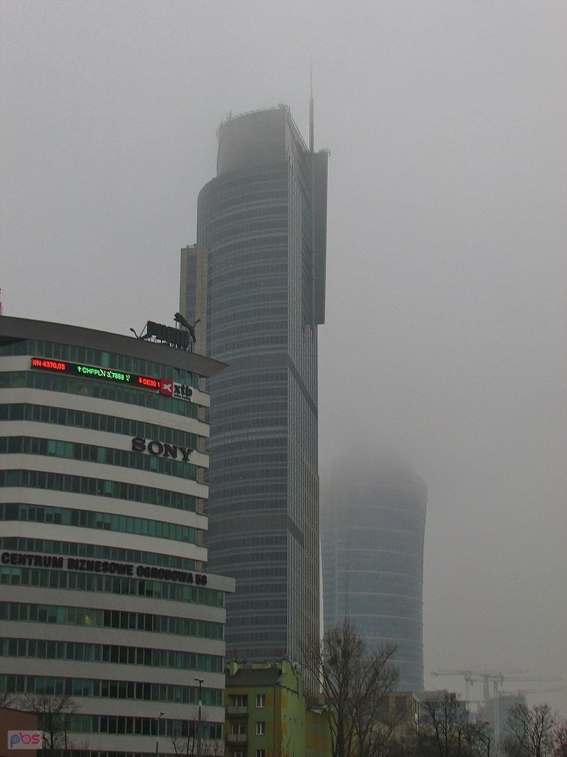 Zamglone Trade Tower i Spire