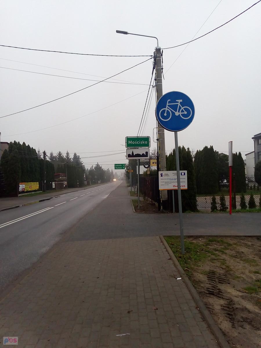 Początek ddr z Mościsk do Truskawia