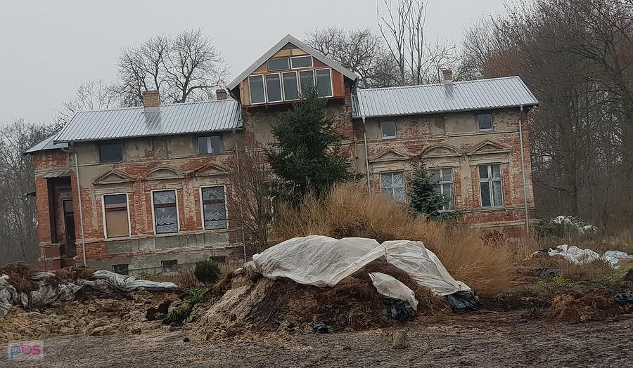 Dwór w Golczewie (niem. Goltzow)
