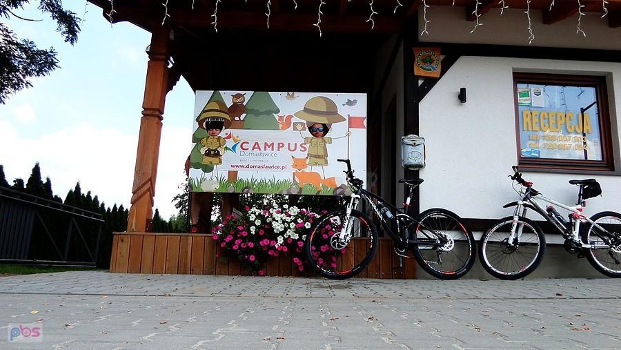 Campus i poranny wyjazd