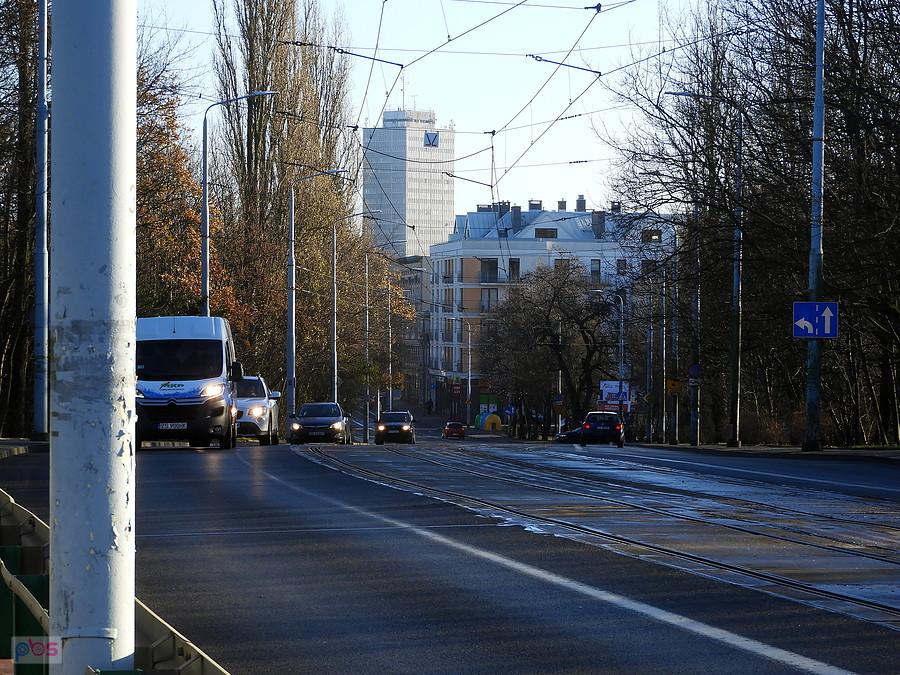 Widok z wiaduktu przy ulicy Mickiewicza.