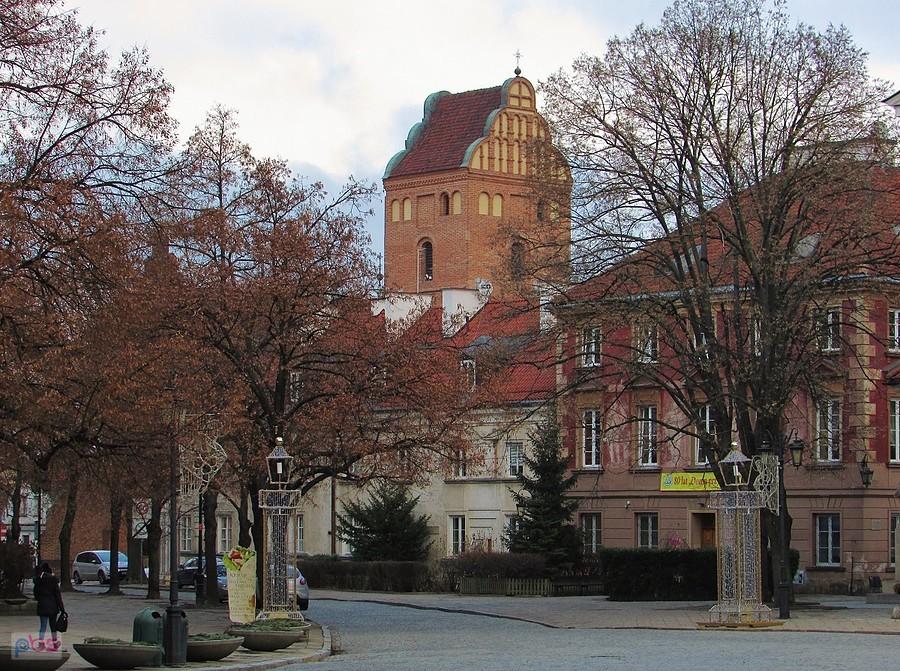 Wieża przy kościele Nawiedzenia Najświętszej Marii Panny