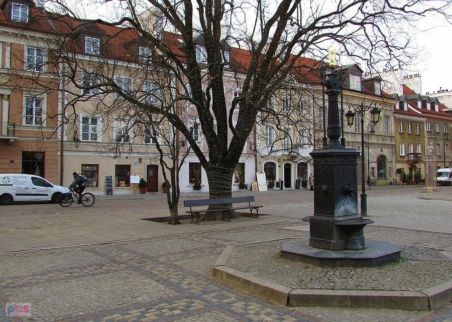 Studnia na Rynku Nowego Miasta