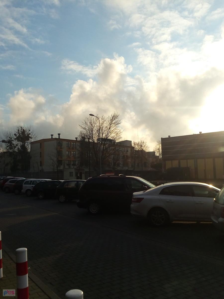 I na moment wyszło słońce
