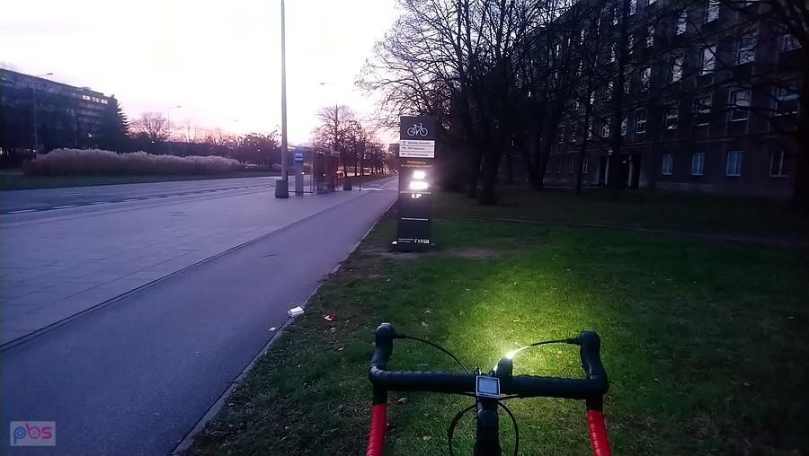 Kontrola licznika rowerzystów - 202 szt, 15:42