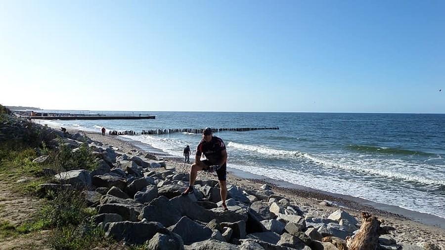 Na plaży w drodzę na pizze