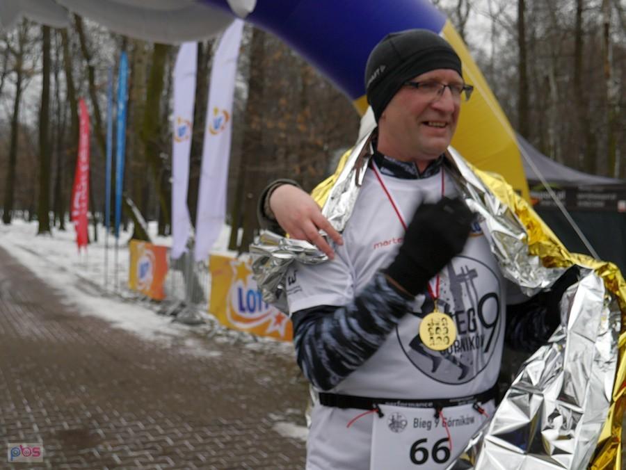 Jest medal, jest folia