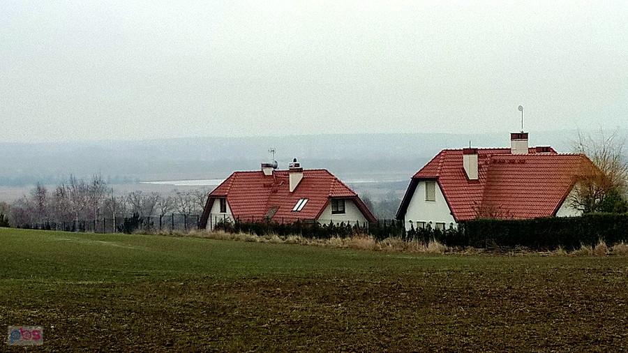 Okolice Siadła Dolnego we mgle porannej.