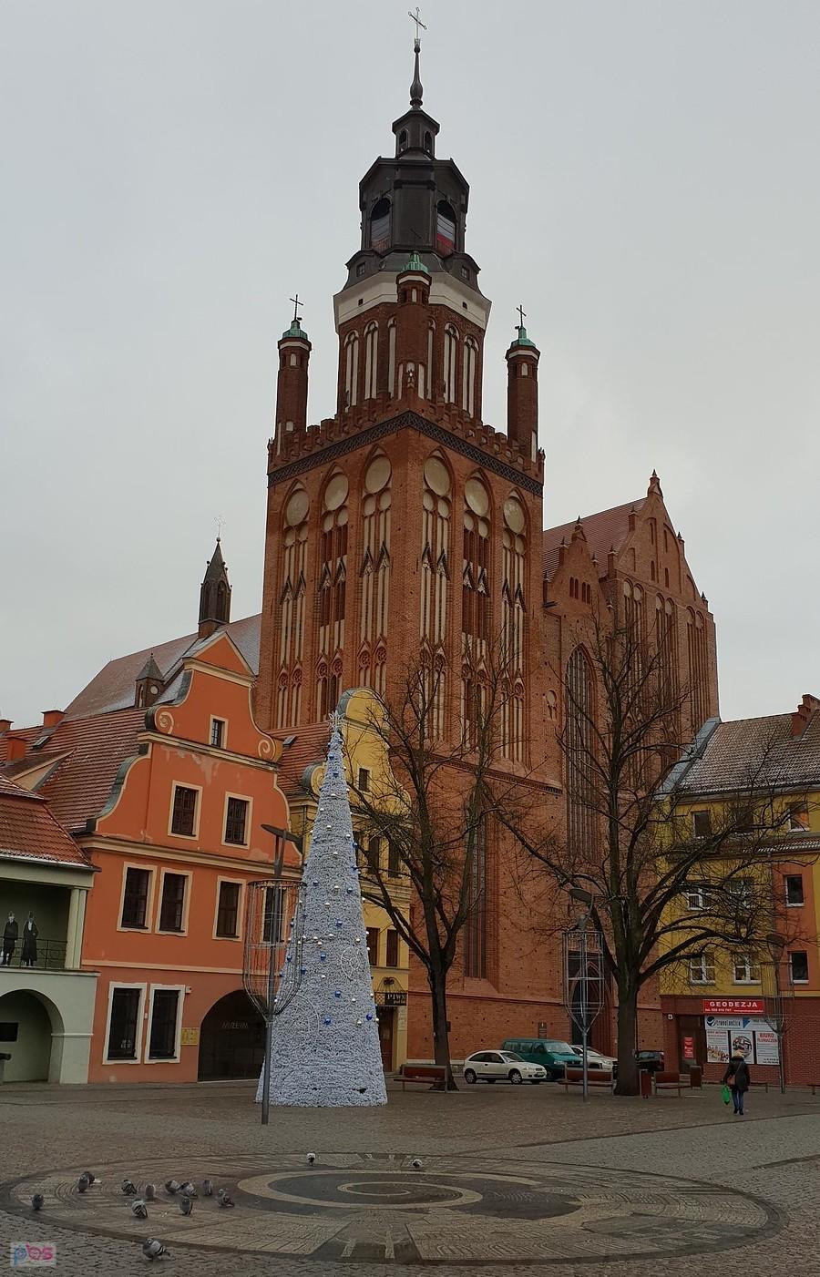 Stargard - Kolegiata Najświętszej Marii Panny - Królowej Świata - z XIII-XIV, XVII w.