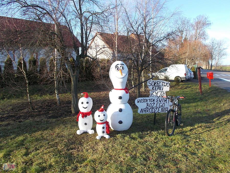 Świąteczne bałwany w Kępkach