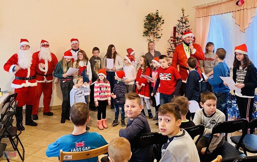 i dzieci szczęśliwe