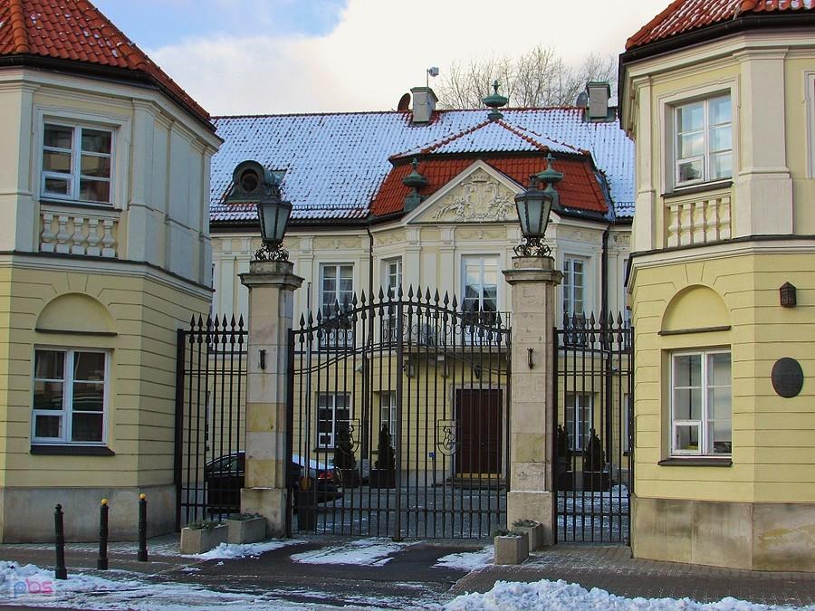 Brama pałacu Blanka