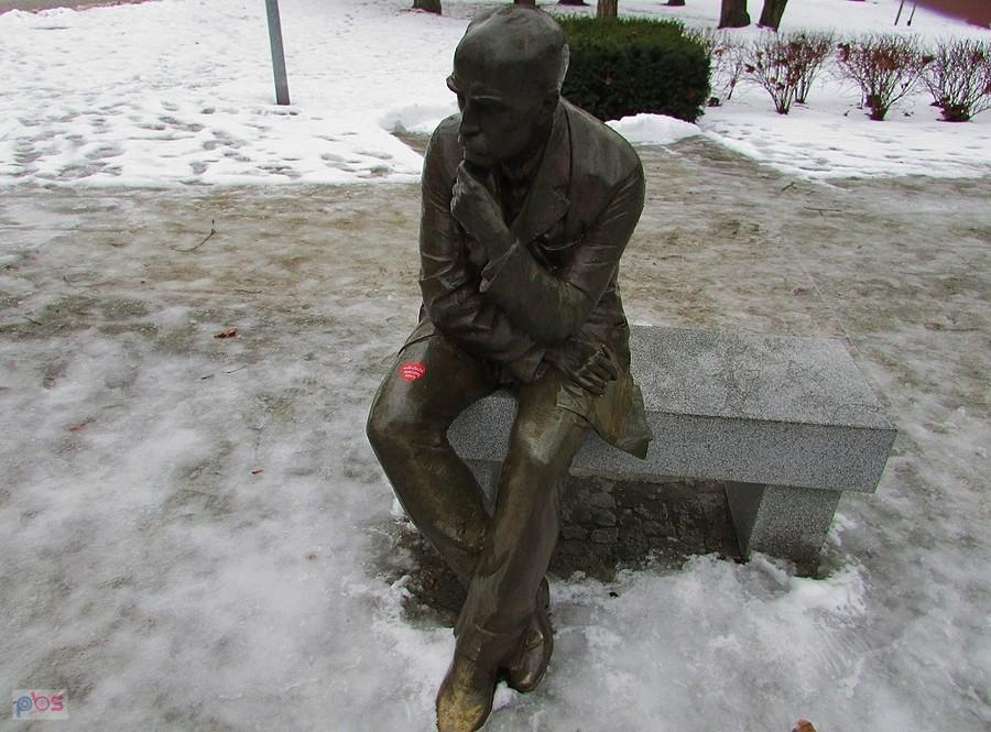 Żeromski z serduszkiem WOŚP