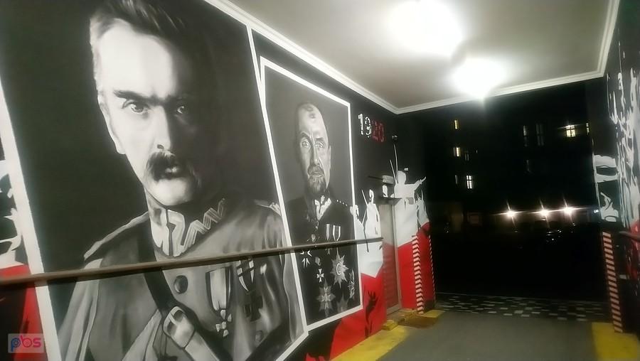 Mural bramny Piłsudski i Haller