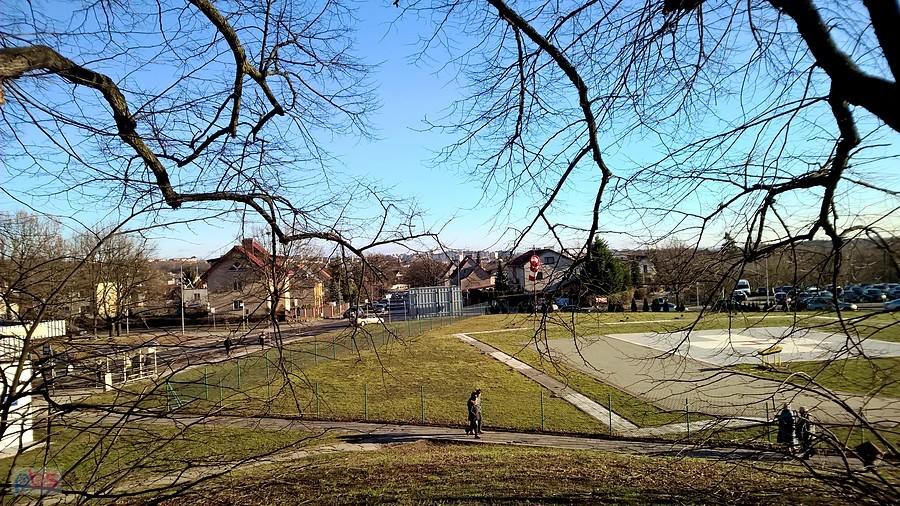 Zdjęcie z pagórka przy szpitalu z Unii Lubelskiej.