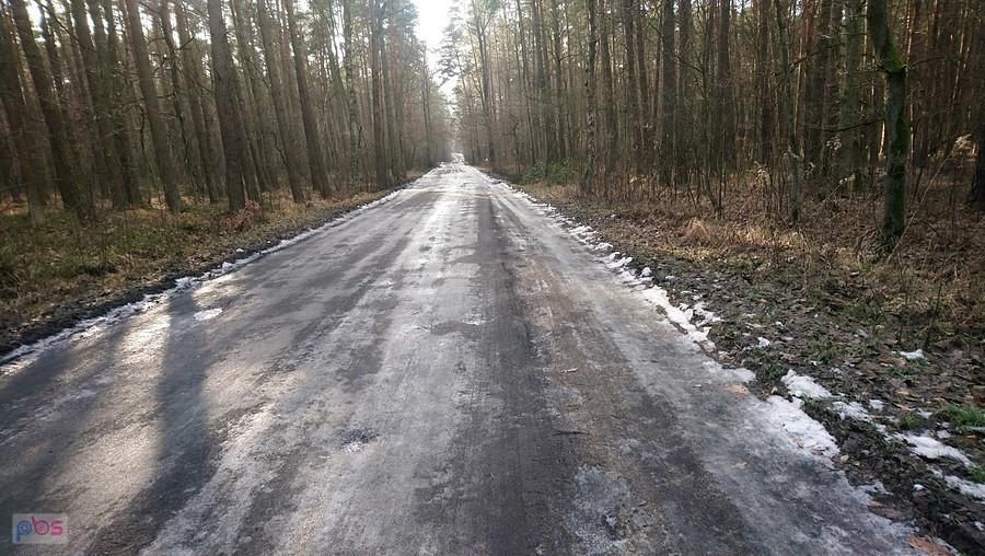 Jazda terenowa po lodzie na oponach szosowych
