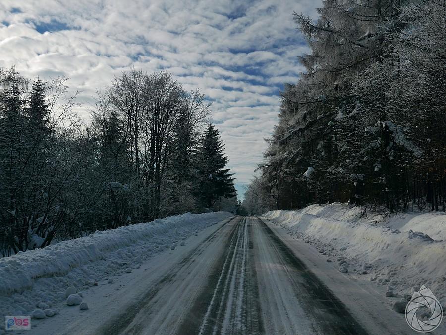 podjazd na przełęcz jest ostrożny