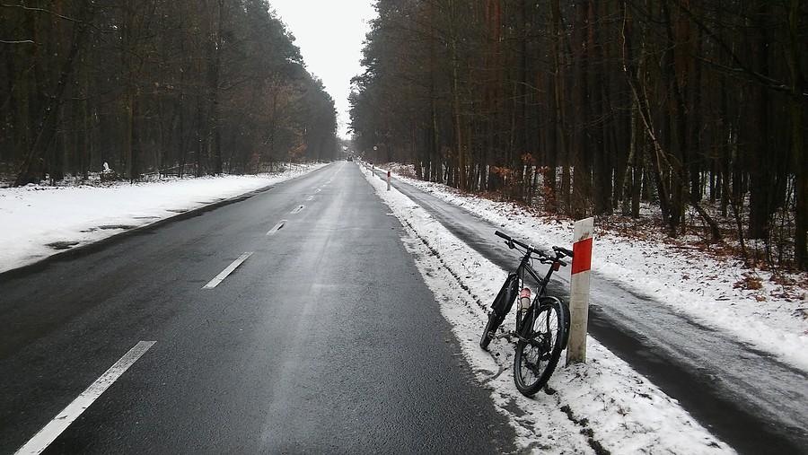 Asfalty spoczko, a z odśnieżaniem rowerówek jak zwykle kiepsko