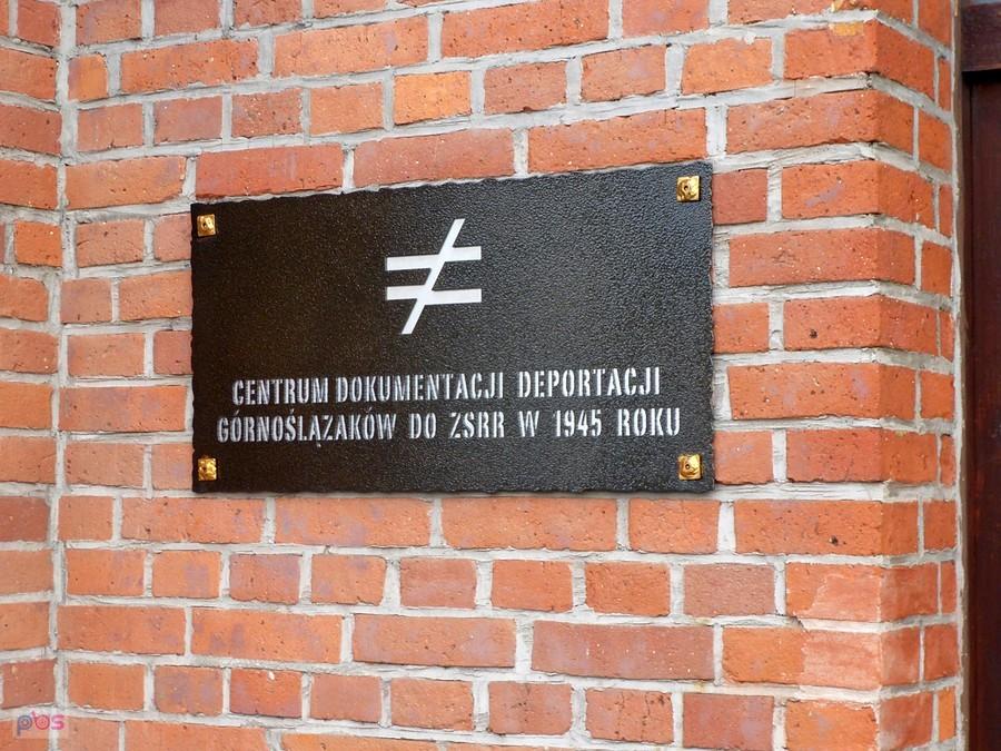 Tablica na budynu