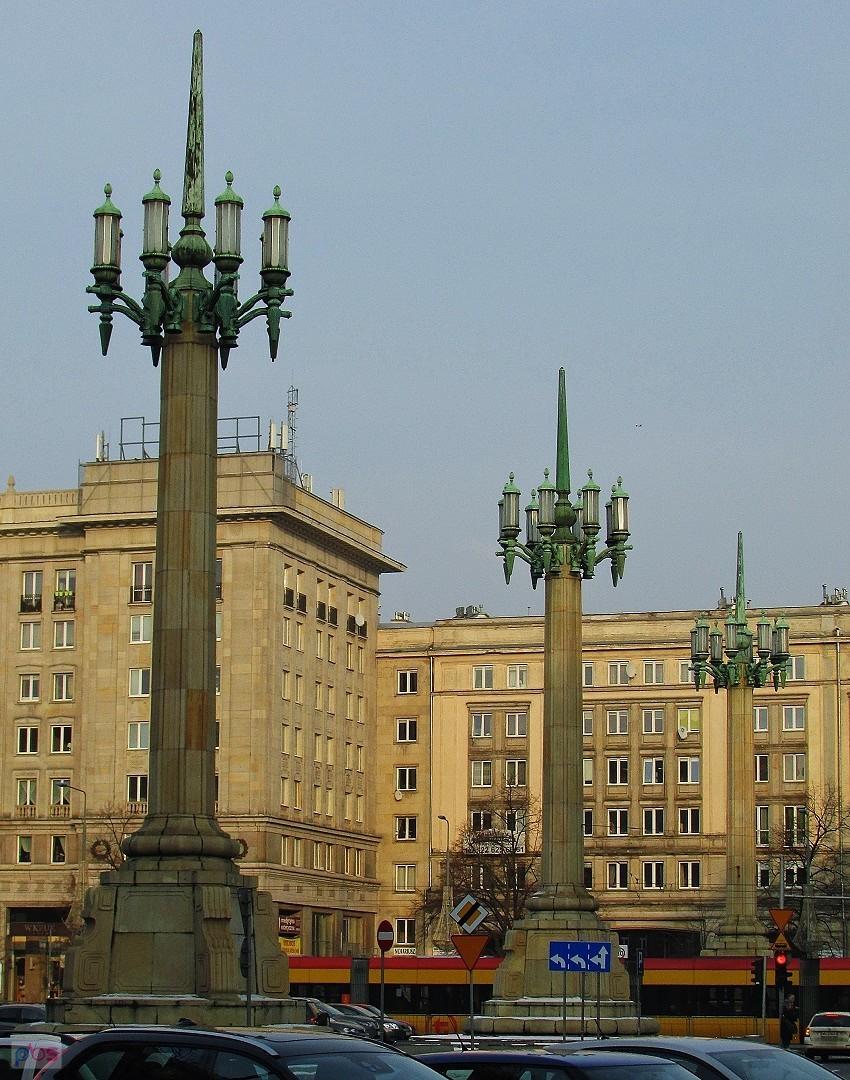Kandelabry na pl. Konstytucji