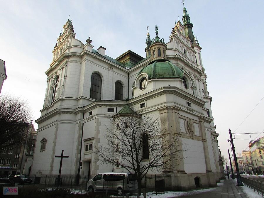Widok kościoła Najświętszego Zbawiciela od południowe strony