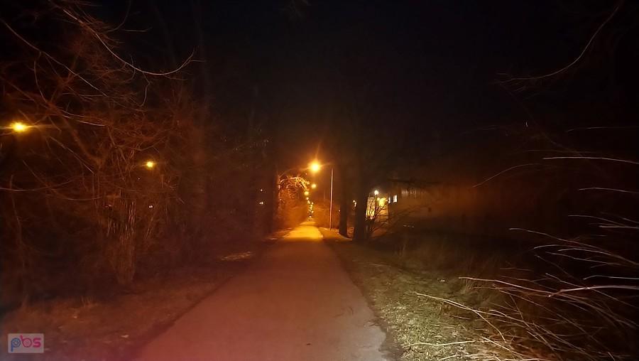 Aleja, wiadomo jaka i wiadomo gdzie