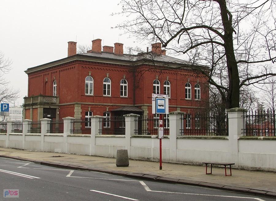 Filtry Warszawskie - dawny dom dyrektora