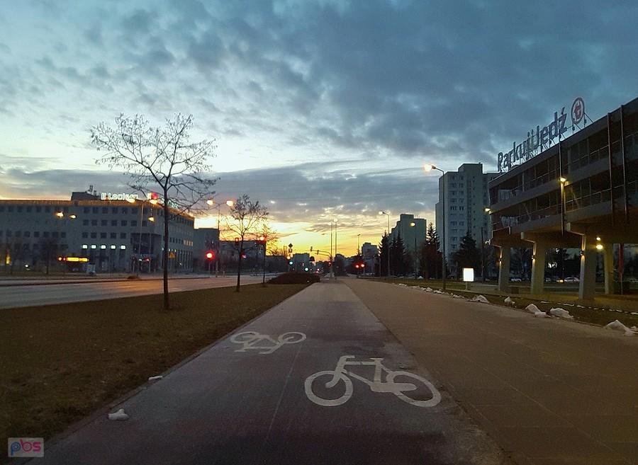 Ursynów tuż przed wschodem słońca