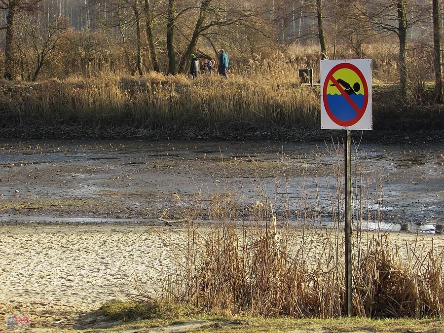 Zakaz kąpieli