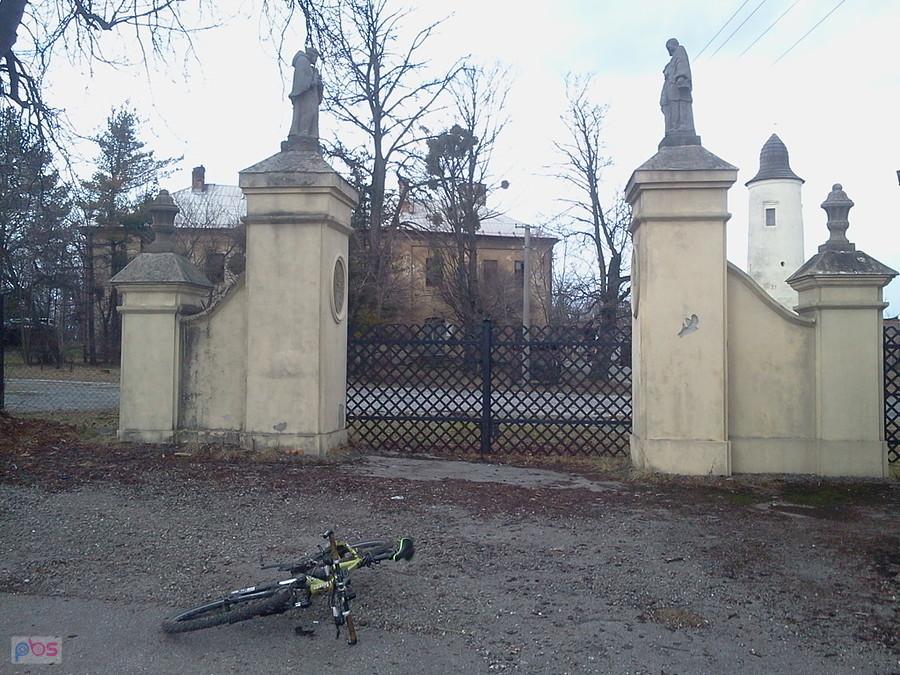 Dwór w Kocobędzu