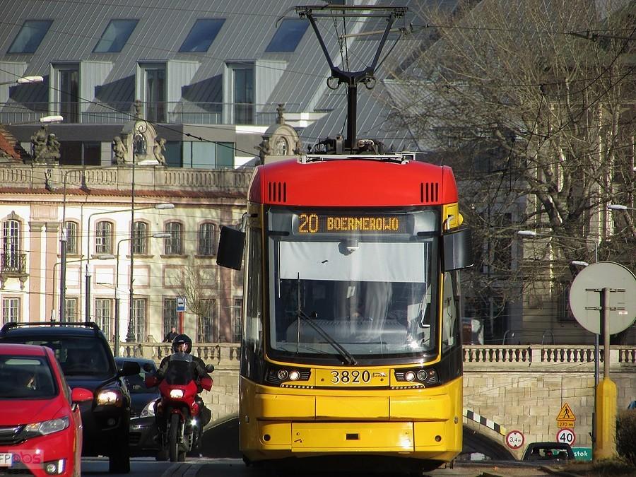Dwudziestka na trasie W-Z