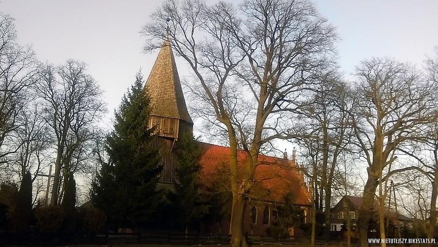 Gotycki kościół w Kmiecinie