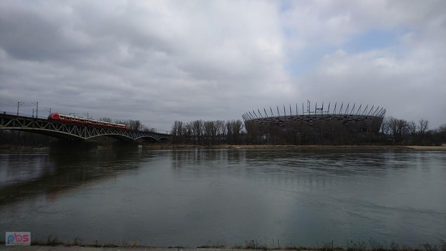 Most średnicowy, Stadion Narodowy, pociąg osobowy (SKM)