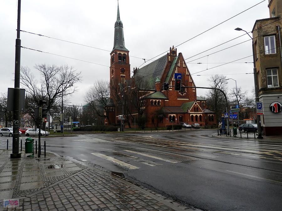 Kościół przy Placu Zwycięstwa - 3 marca 19 r.