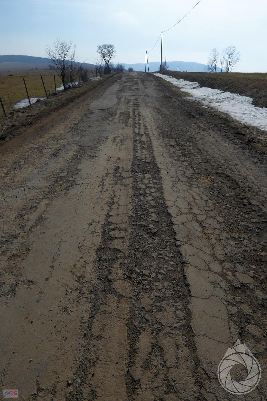 gravelowy odcinek do Sarisskiego Ciernego