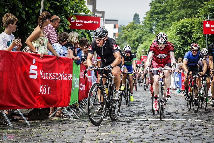 Rund um Köln - podjazd pod Schloß Bensberg