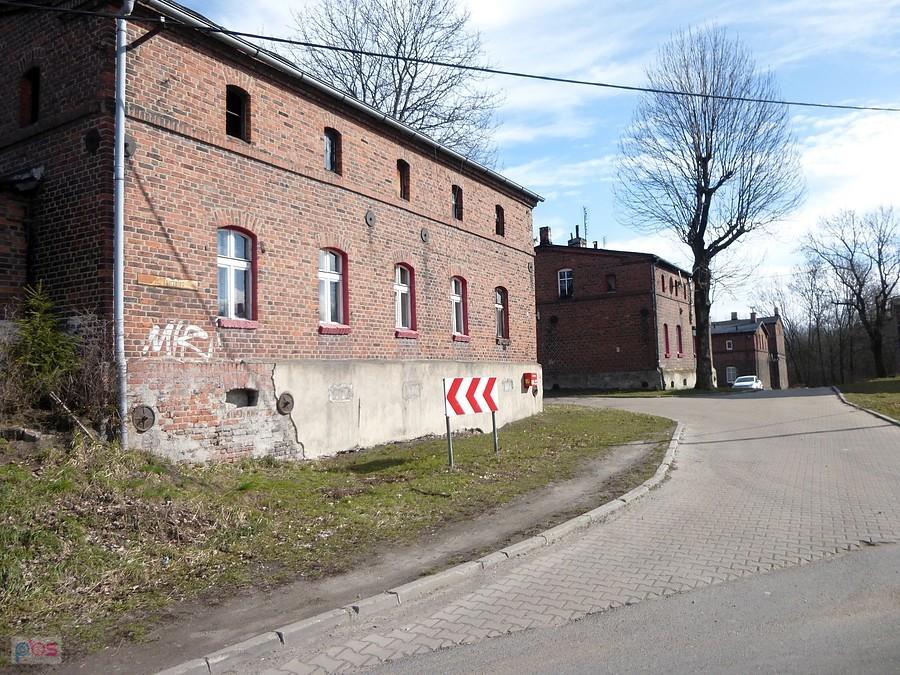 Ostre... zakręty...