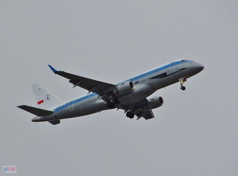 Embraer E175 LOT w malowaniu retro