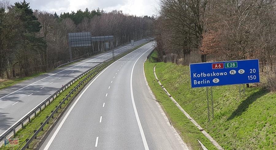 Na wiadukcie nad A6