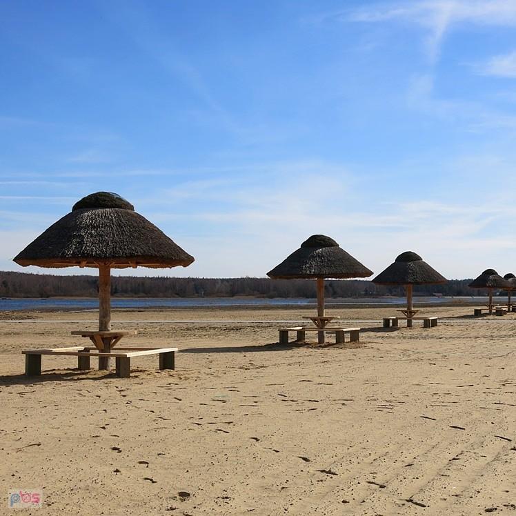 Na nowej plaży w Miedznej Murowanej