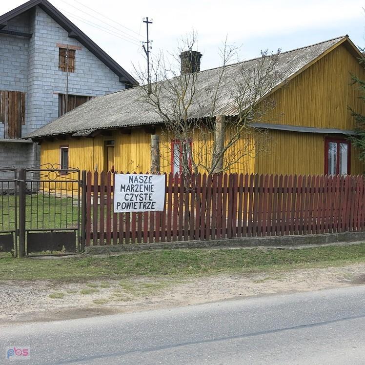 We wsi Wąglany protest. Przeciwni kurnikom, my też