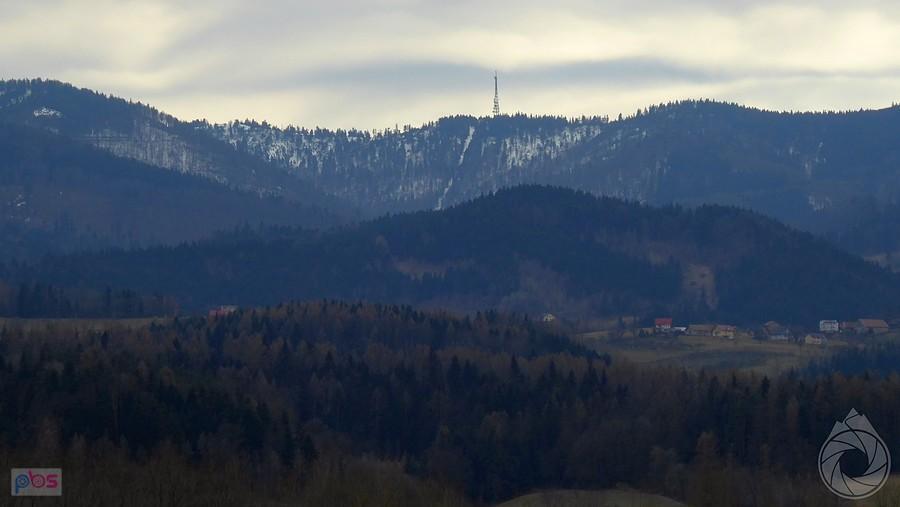 Przehyba dalej w śniegach