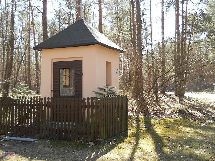 i na pożegnanie znowu kapliczka