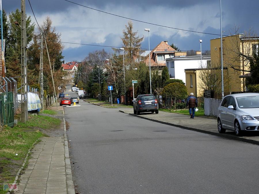 Bezrzecze - czarne chmury nad ulicą Rozmarynową.