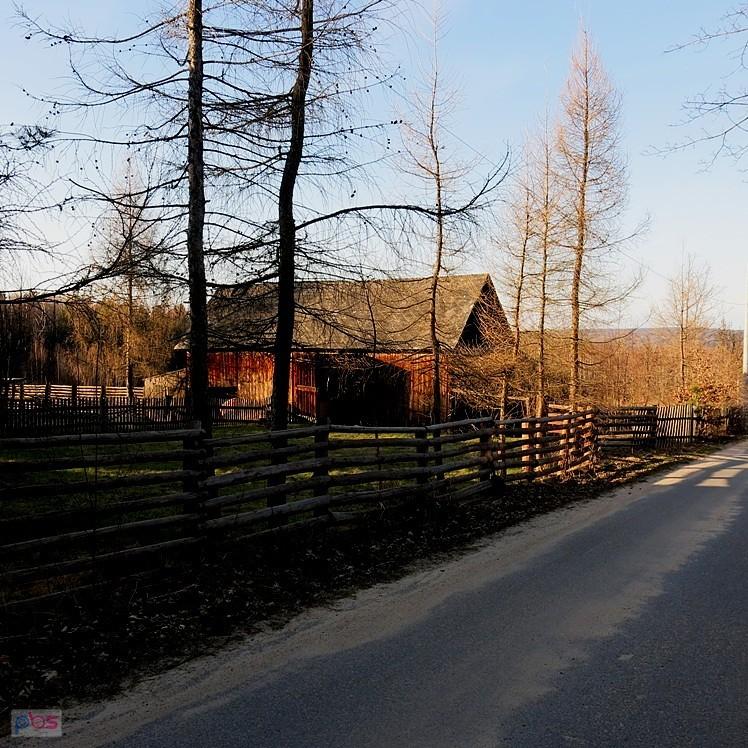 Uwielbiam takie zabudowania - przez Jastrzębią