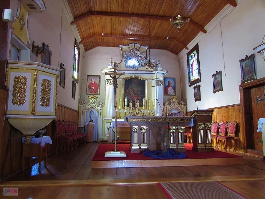 Łęgonice Małe - wyposażenie koścoła pochodz z końca XVIII wieku