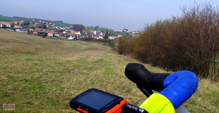 Na podjeździe z Píšť w kierunku Vřesina