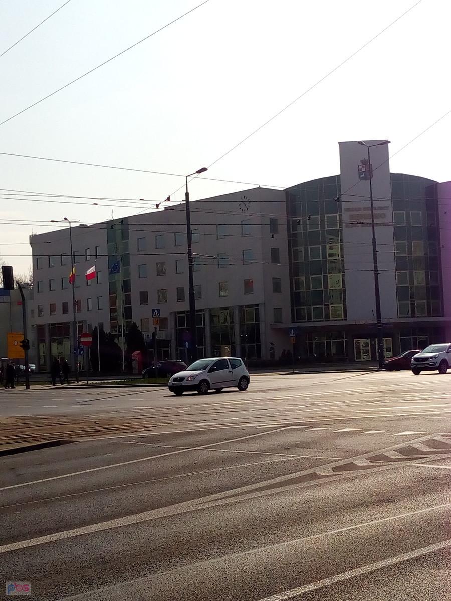 Kontrola czasu na bemowskim ratuszu