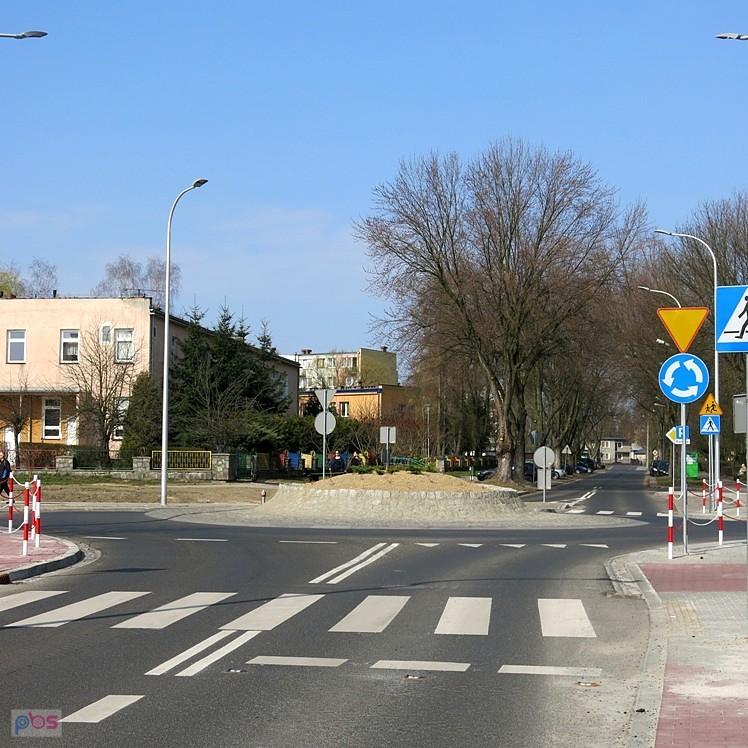Nowe rondo na Strzeleckiej już po odbiorze technicznym - można jeździć